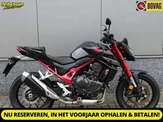 honda cb 750 a hornet rood