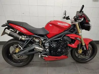 triumph street triple r