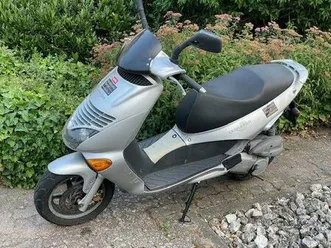 aprilia leonardo 125