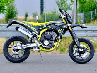 swm sm 125 r supermoto neu motorrad
