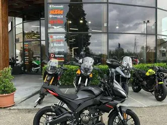 aprilia tuono 125
