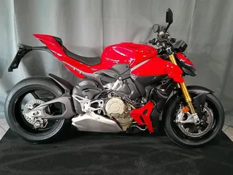 ducati streetfighter v4 s ducati red 2025