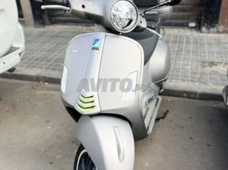 piadgio vespa 300 gts