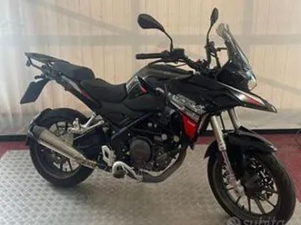 benelli trk 251
