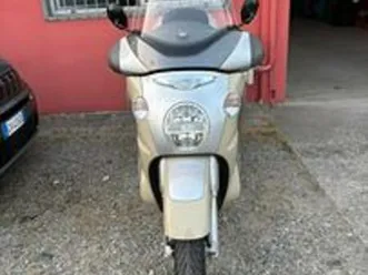 scooter scarabeo 500