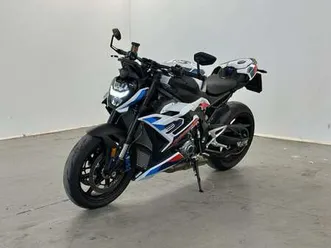 bmw m 1000 r abs my23