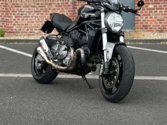 ducati monster 821 >sonderlackierung<