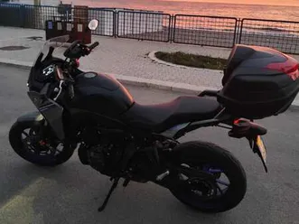 yamaha tracer 7 grigio