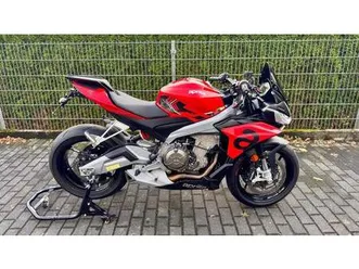 aprilia aprilia tuono 660