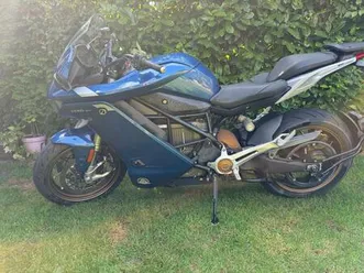 zero sr /s premium 15,6 kw/h neues akku!!!