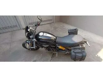 ducati scrambler nero