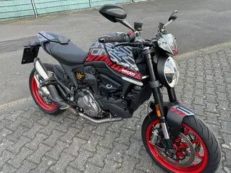 ducati monster 937 plus