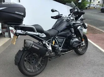 bmw 1200 gs triple black
