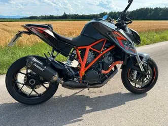 ktm 1290 superduke r