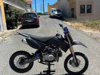 pit bike malcor xm 140 torres vedras (são pedro, santiago, santa maria do castelo e são miguel) e matacães