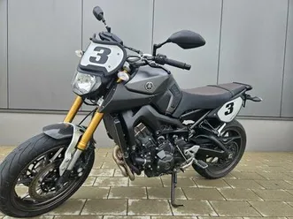 yamaha mt-09 st