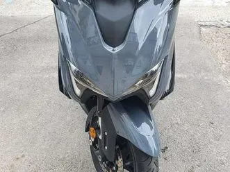 yamaha tmax 560 tech max grigio