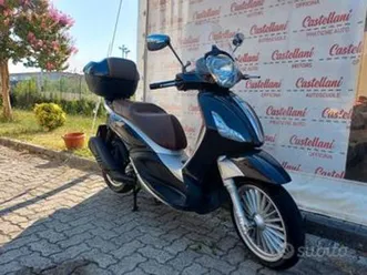 piaggio beverly 300 anno 2019 km 45.000
