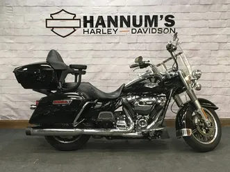 2019 harley-davidson® road king® vivid black flhr