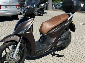 kymco people s 150i