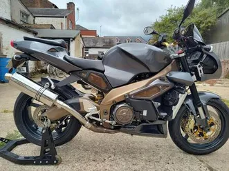 aprilia tuono 1000