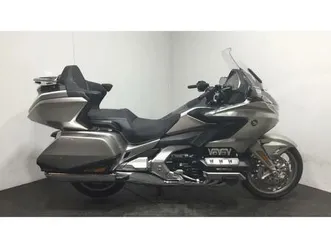 honda gl1800 goldwing