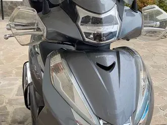 honda sh 300 sport grigio