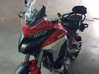 ducati multistrada v4 s v 4 s radar rosso