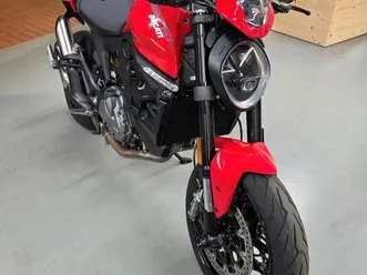 ducati monster 937+