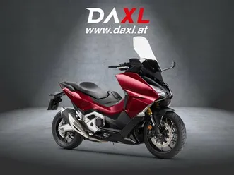 moto neuve: honda forza 750