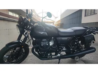 moto guzzi v7 iii stone abs(8000km)