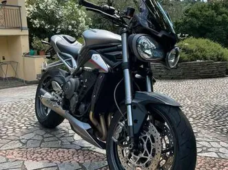 triumph street triple 765 triumph street triple rs 765 grigio