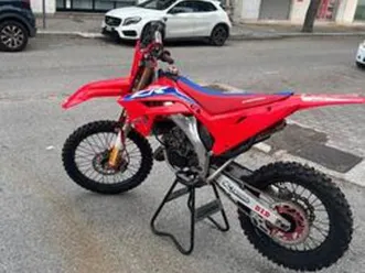 honda 125 r targato mod. year 23 nuovo