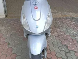 piaggio fly 50 4 tempi grigio