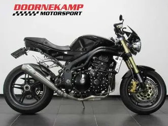 triumph speed triple 1050 speed triple zwart