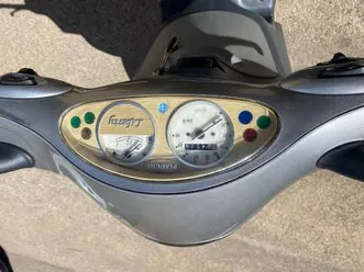 piaggio liberty 50 2t grigio
