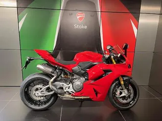 ducati panigale v2s 890 cc