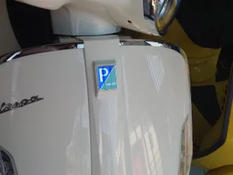 vespa gts 125 super - super extra sleva 24.000kč