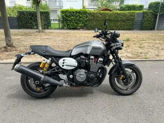 yamaha xjr1300