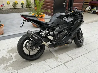 kawasaki ninja zx4r (inline 4) 2025