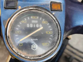 ? vespa p200e 1981 - originale, con libretto ?