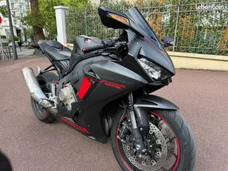 honda cbr fireblade 1000rr