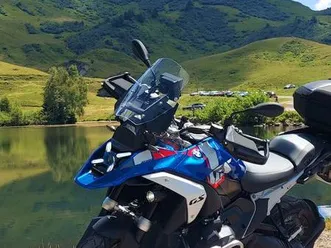 bmw r 1300 gs trophy finition pro + enduro pro + akra + entretiens inclus
