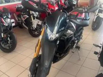 aprilia dorsoduro 900