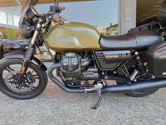 moto guzzi v7 iii 750 stone