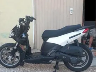 aprilia sportcity 200 - 2004