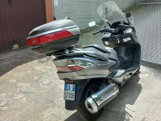 suzuki burgman 400 an 400 grigio