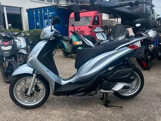 piaggio medley 125 e5+ b196 sofort verfügbar