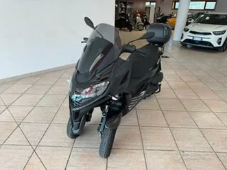 piaggio mp3 310 hpe triciclo