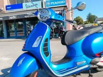 vespa 300 gts super sport hpe